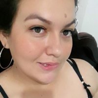Pamela7Hot's Offline Chat Room