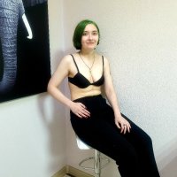 sally_mistery's Offline Chat Room