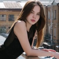 petite_paws' Offline Chat Room