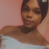 alisonsexyhorny's Offline Chat Room