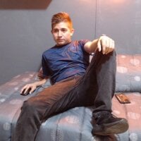 Adrian_cerezo's Offline Chat Room