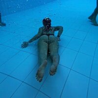 Kleopatra0's Offline Chat Room