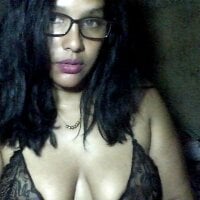 Damita999 webcam model