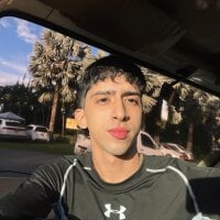 alezandroo18's profile image'