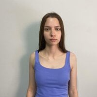 CorneliaVen's Offline Chat Room