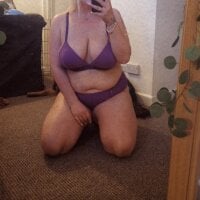 Curvaceous_CleoUKXLive Webcam