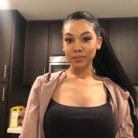 nicole9698's Offline Chat Room