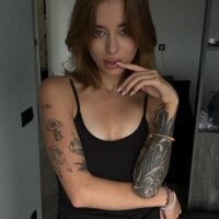 enjoy_my_beauty's Avatar Pic