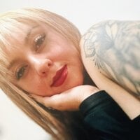 dianarogers25's Offline Chat Room