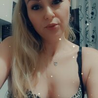 Modella Ariana_93 in Cam: Show di sesso e Chat Live Gratis | Stripchat