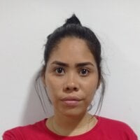 Romina_Walker's Offline Chat Room