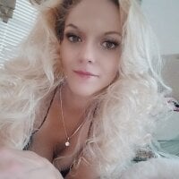 Desire4u's Offline Chat Room