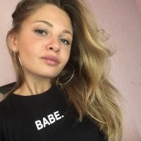 Michelle_Sierra's Offline Chat Room