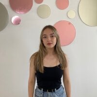 ChristineForrd's Offline Chat Room