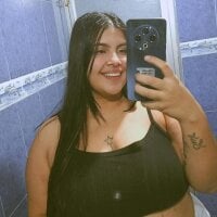 Tamy_Curves webcam model