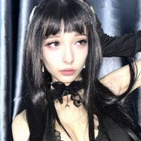 YunaBlossomy webcam model