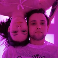 hot_crystal's Offline Chat Room