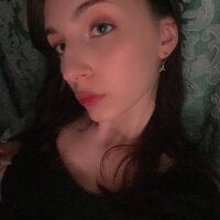 LianaDiyaz webcam