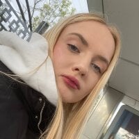 Jennifer_Elis webcam model