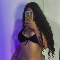 ZoeSinclair_4 model avatar