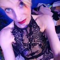 shortyxxx3n Offline chat-huone