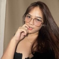 slutty_pussyx webcam model