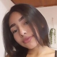 Naomi_fox2 webcam model