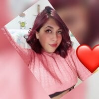 Ambar_brown10's Offline Chat Room