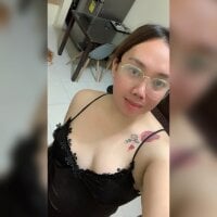 Hotseductivests model avatar