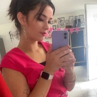 Mmebouhoups model avatar