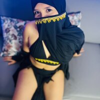 dalilaa_'s Offline Chat Room