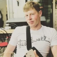 shemalelover8719 offline chatrum