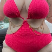 kinkycelticcouple1985's Offline Chat Room