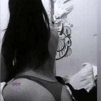 Lexxi_Luna webcam model