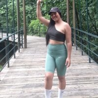 luna_maisonn webcam model