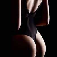 Lola_hugg webcam model