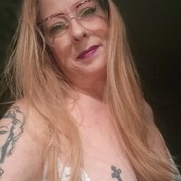 Miss_PurpleLips' Profile Pic