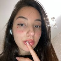 AishaGold webcam model