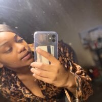 Shaylovey's Offline Chat Room