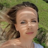 Julie_Naid 离线聊天室