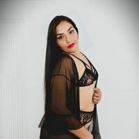 Lucia_Stewart Adlı Modelin Çevrimdışı Sohbet Odası