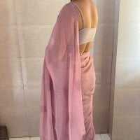 Pinky_hoti