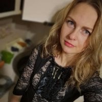 BunnyCarol's Offline Chat Room