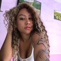 Kitty_love2006 webcam model