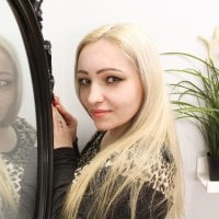 BlondeNica 오프라인 채팅방