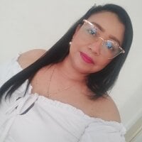 AlinaStond webcam model