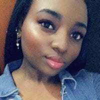 eva_brownn_'s Offline Chat Room