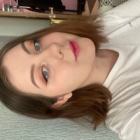 Cinnab Cam Model Profile | Stripchat