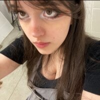 kamila_blush webcam model