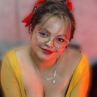 vintoria_cherry webcam model